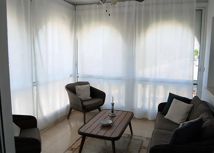 Sandra Floor Escape Apartman